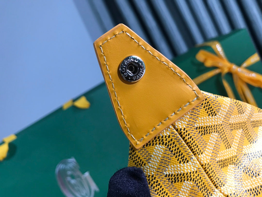 GOYARD VANITY POUCH