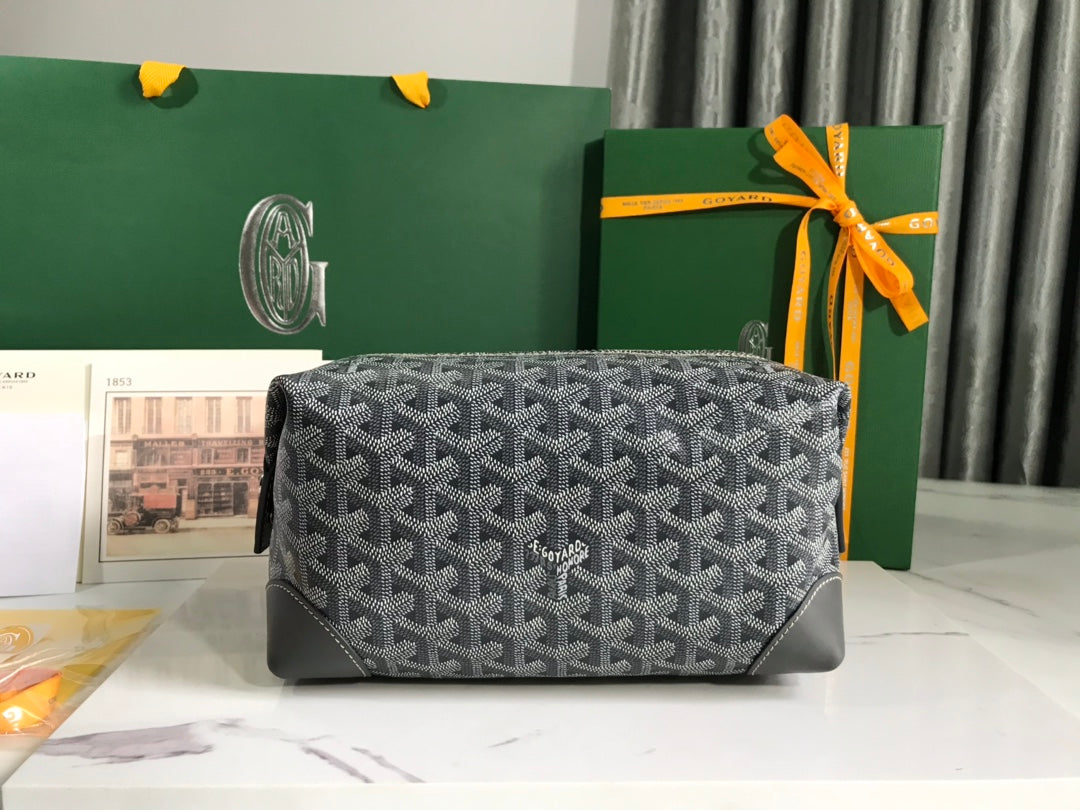 GOYARD VANITY POUCH