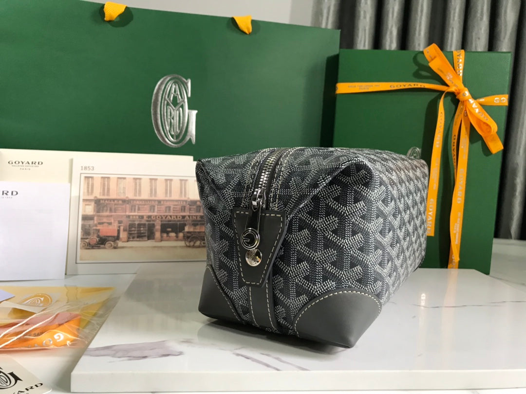 GOYARD VANITY POUCH