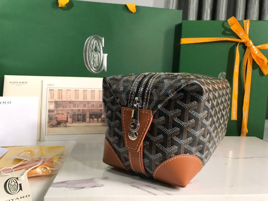 GOYARD VANITY POUCH