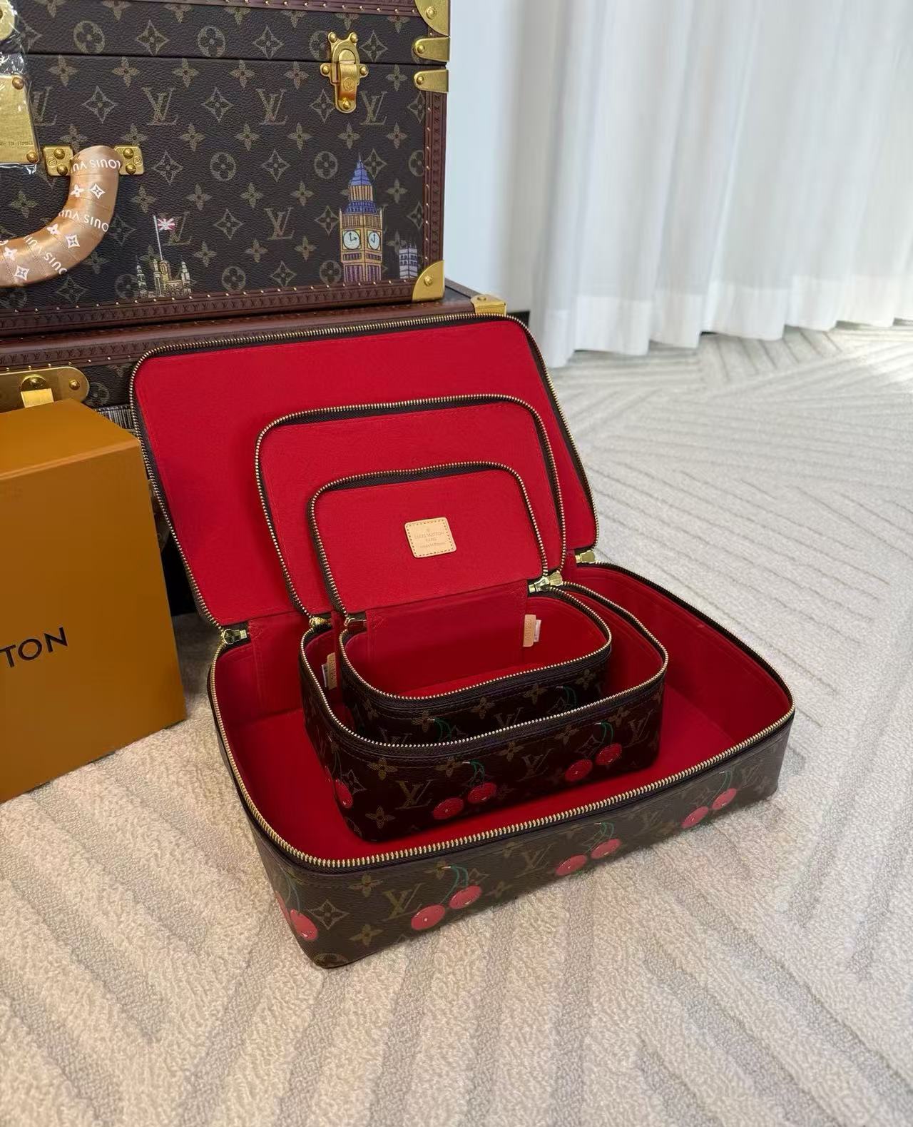 CUSTOM LV MAKE UP 3 IN 1 POUCH SET (CHERRY)