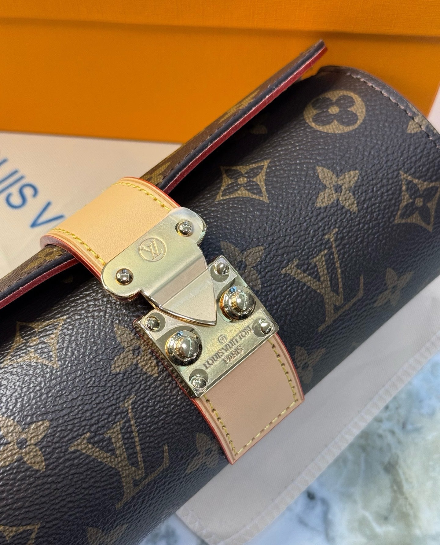 LV MONOGRAM JEWELRY CASE (BROWN)