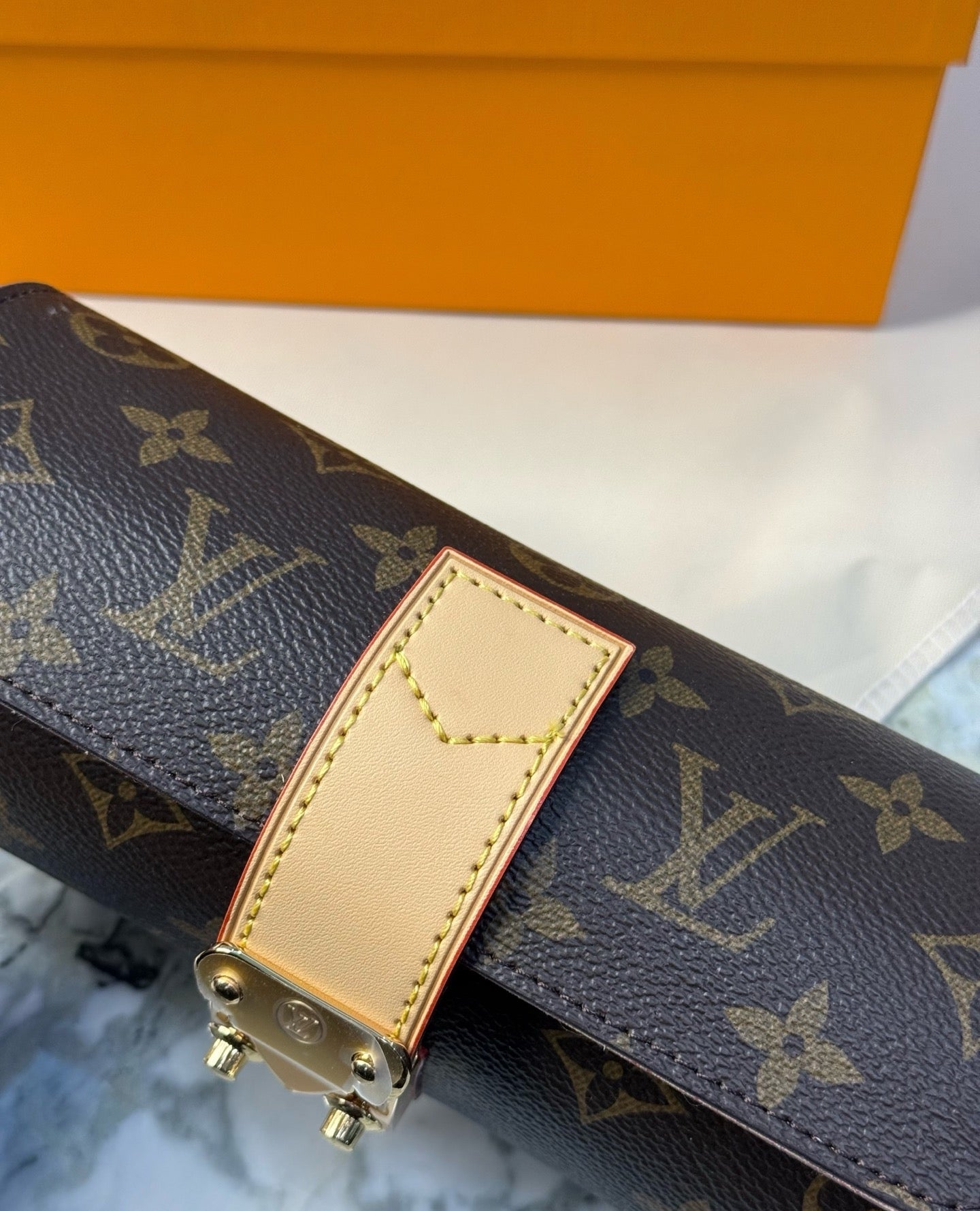 LV MONOGRAM JEWELRY CASE (BROWN)