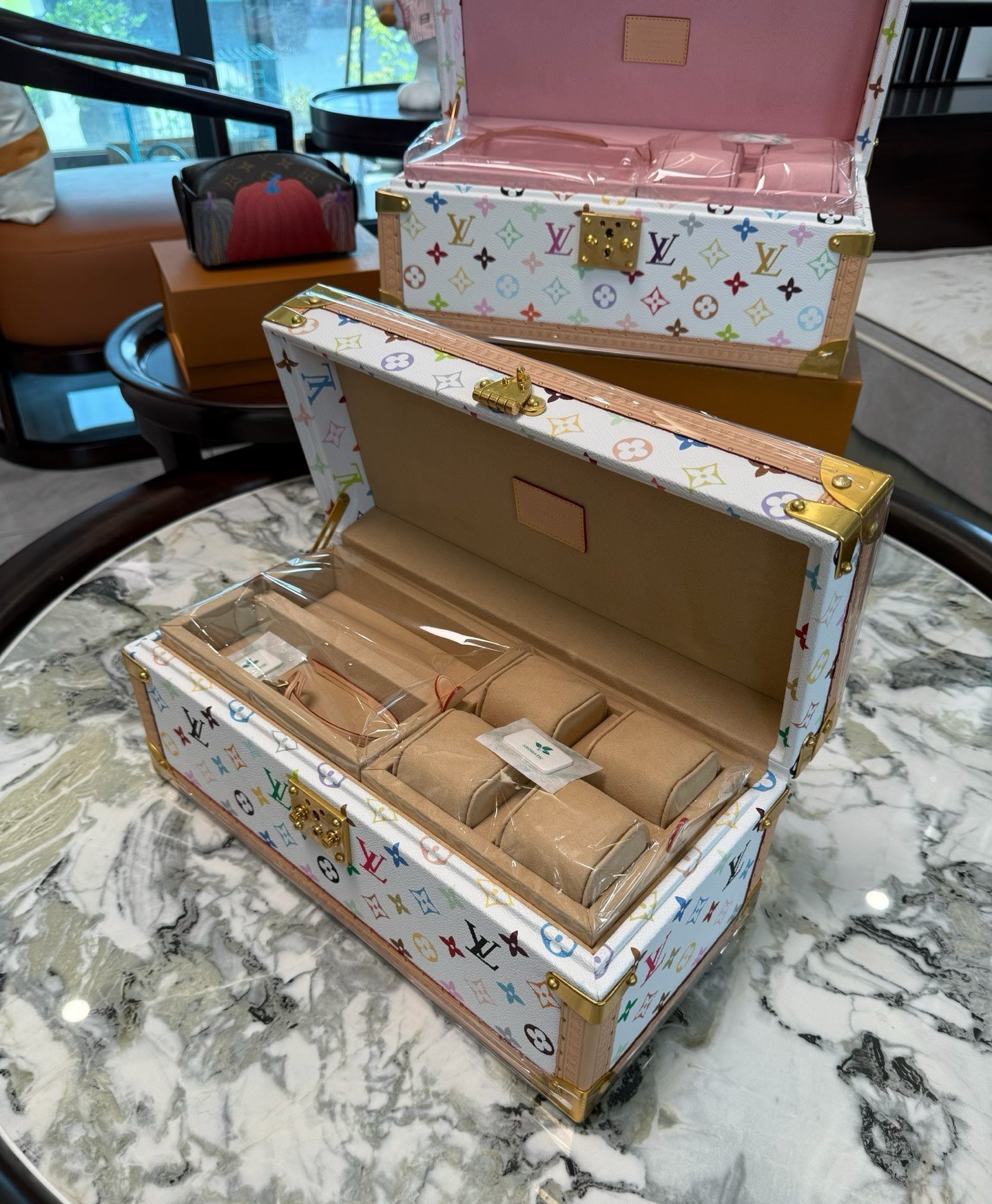 LV COFFRET ACCESSORIES BOX (MULTICOLOUR)