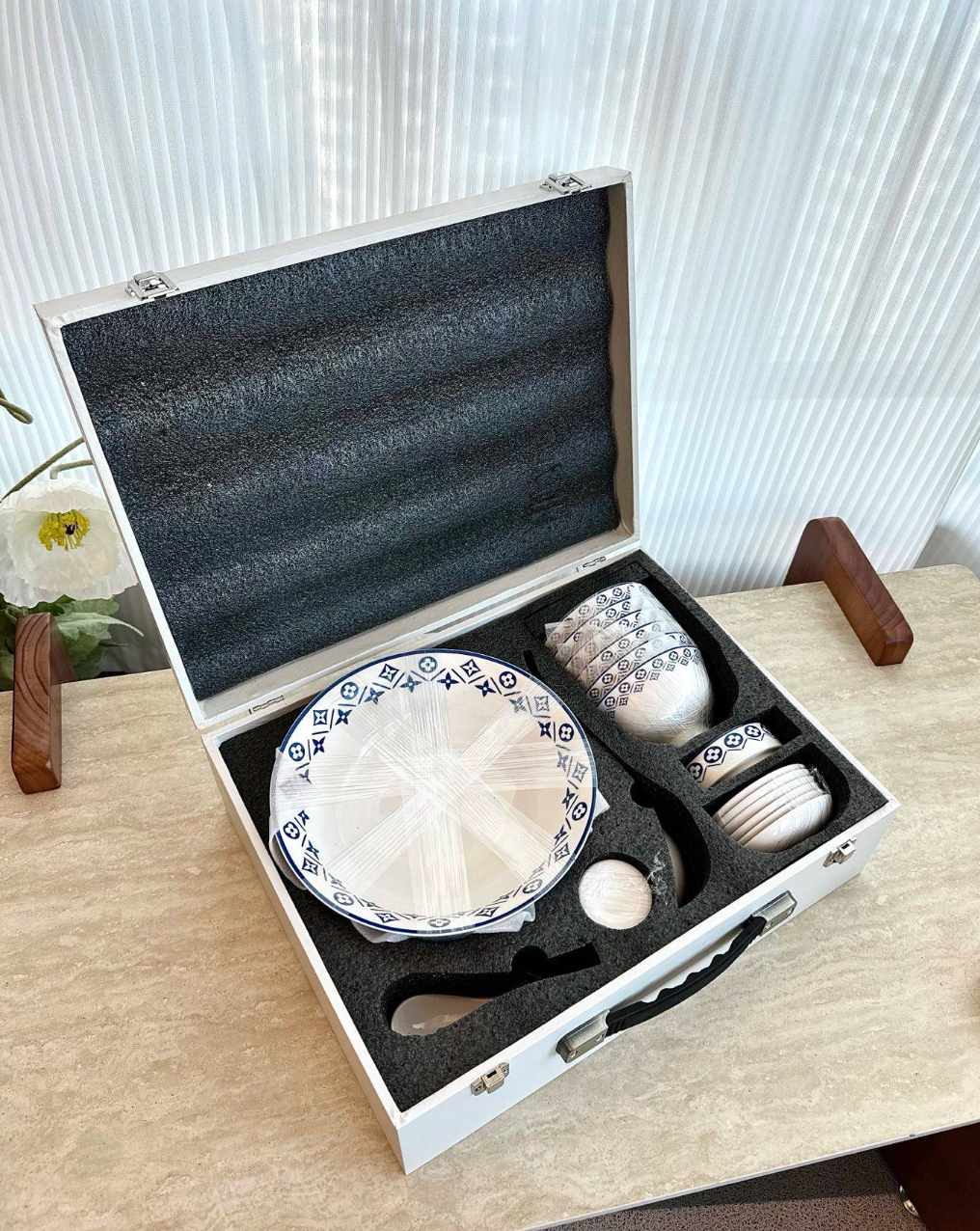 CUSTOM LV DINING TABLEWARE SET 2.0
