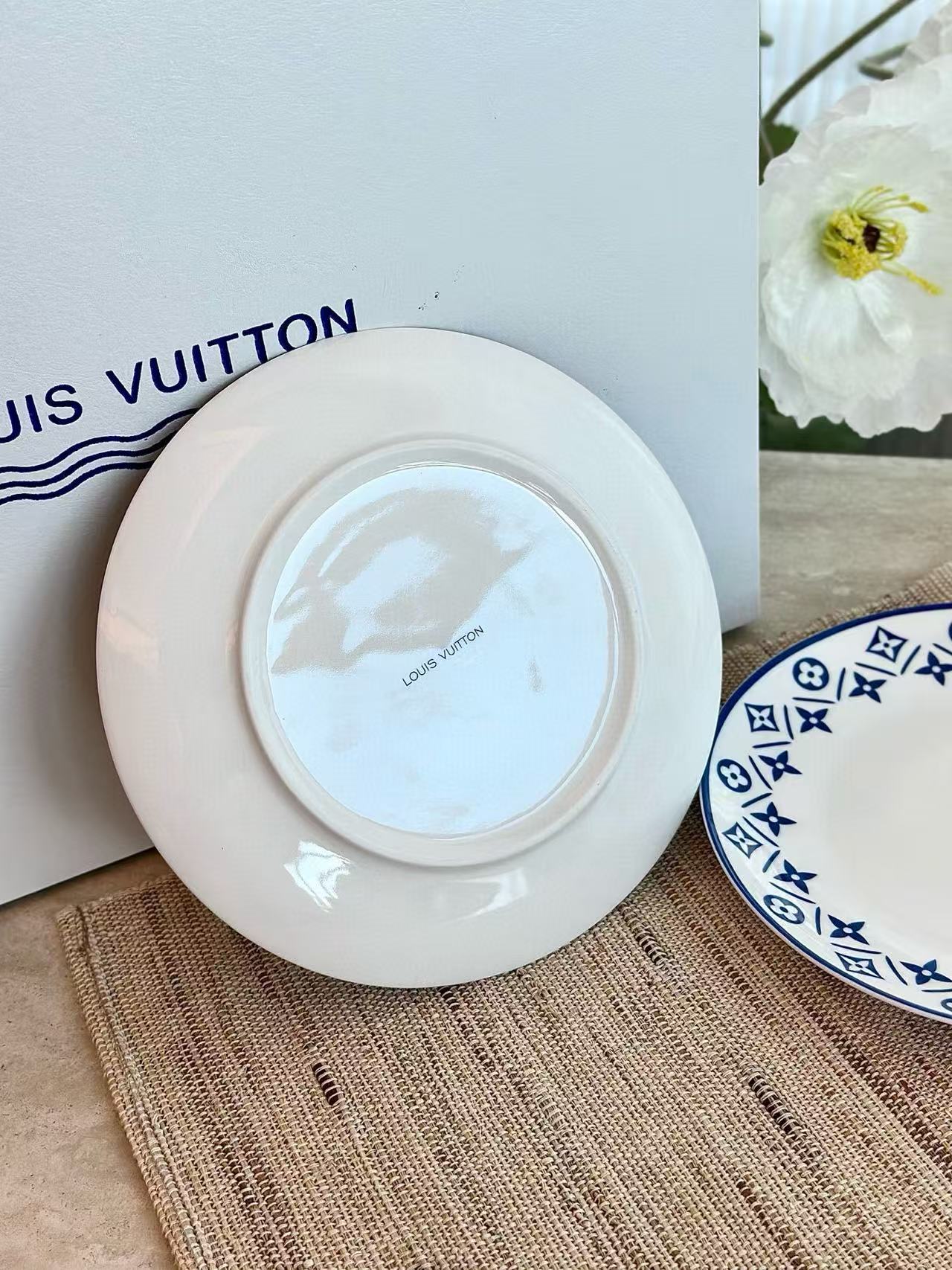 CUSTOM LV DINING TABLEWARE SET 2.0