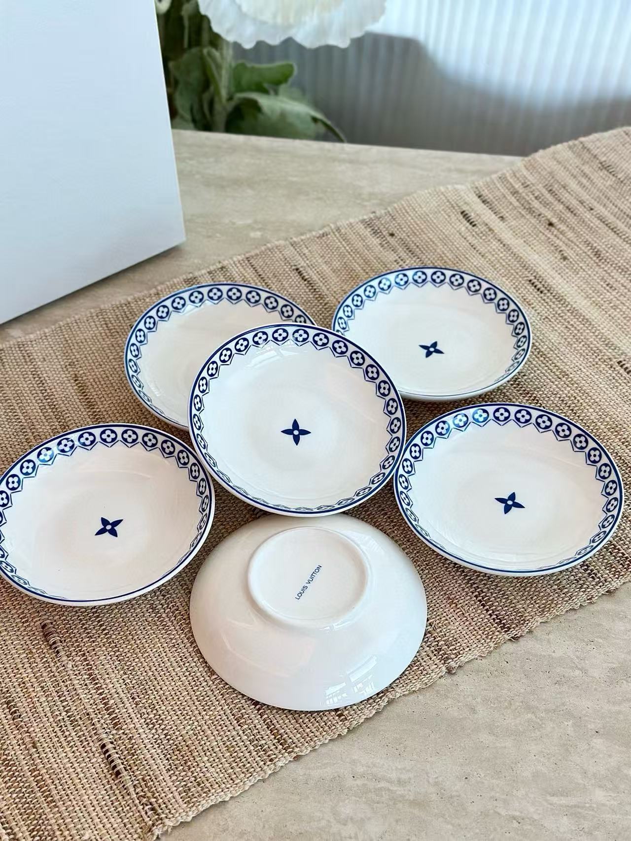 CUSTOM LV DINING TABLEWARE SET 2.0