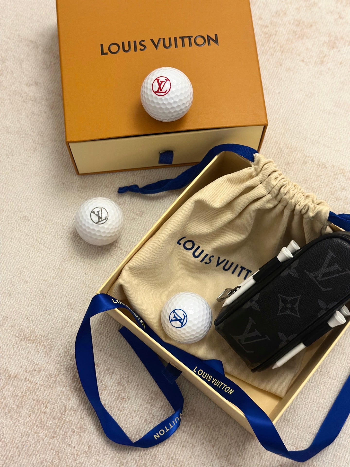 Louis Vuitton ゴルフボールセット CUSTOM LV GOLF BALL KIT – THE VAULT CHAMBER™