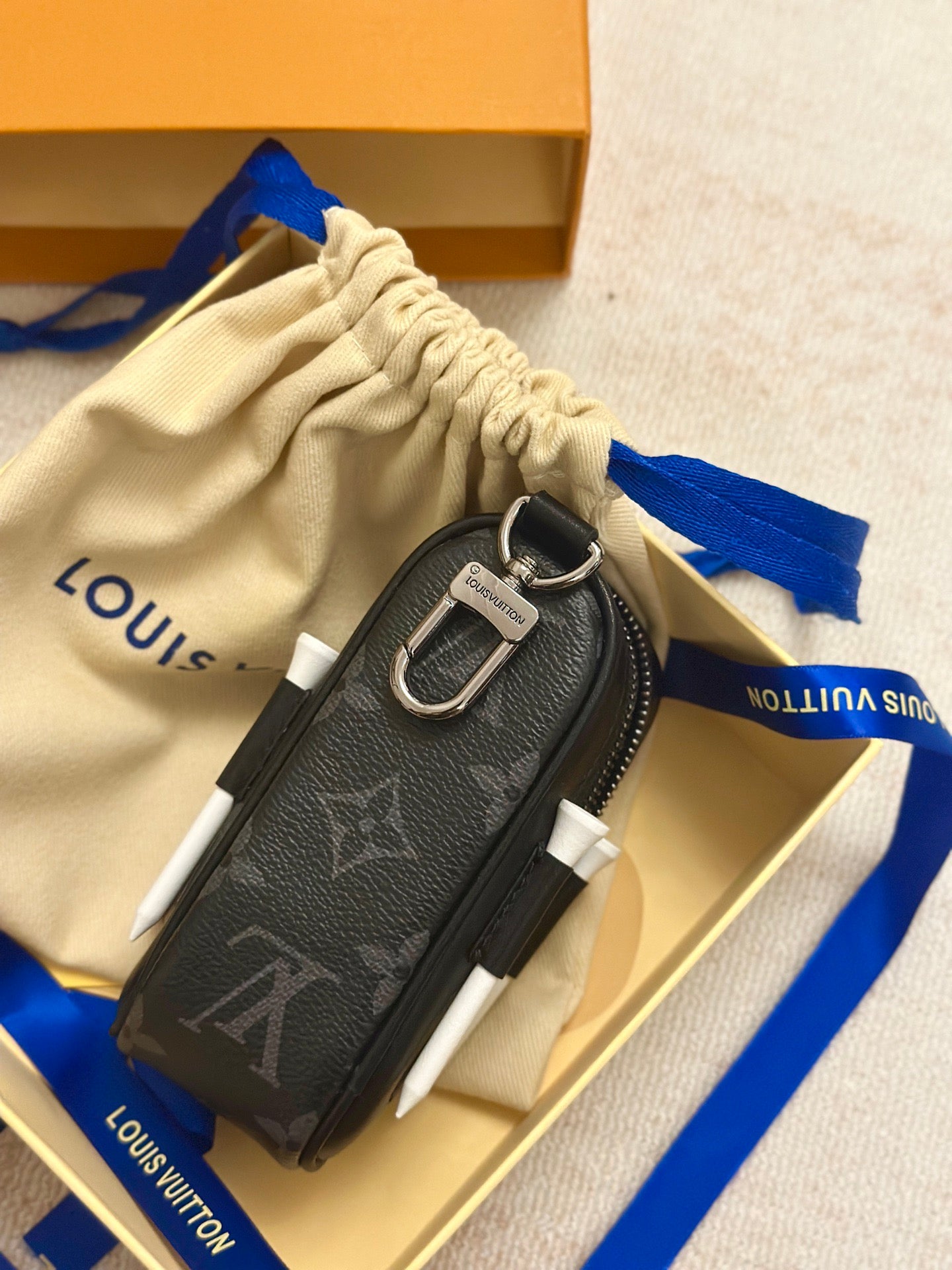 CUSTOM LV GOLF BALL KIT