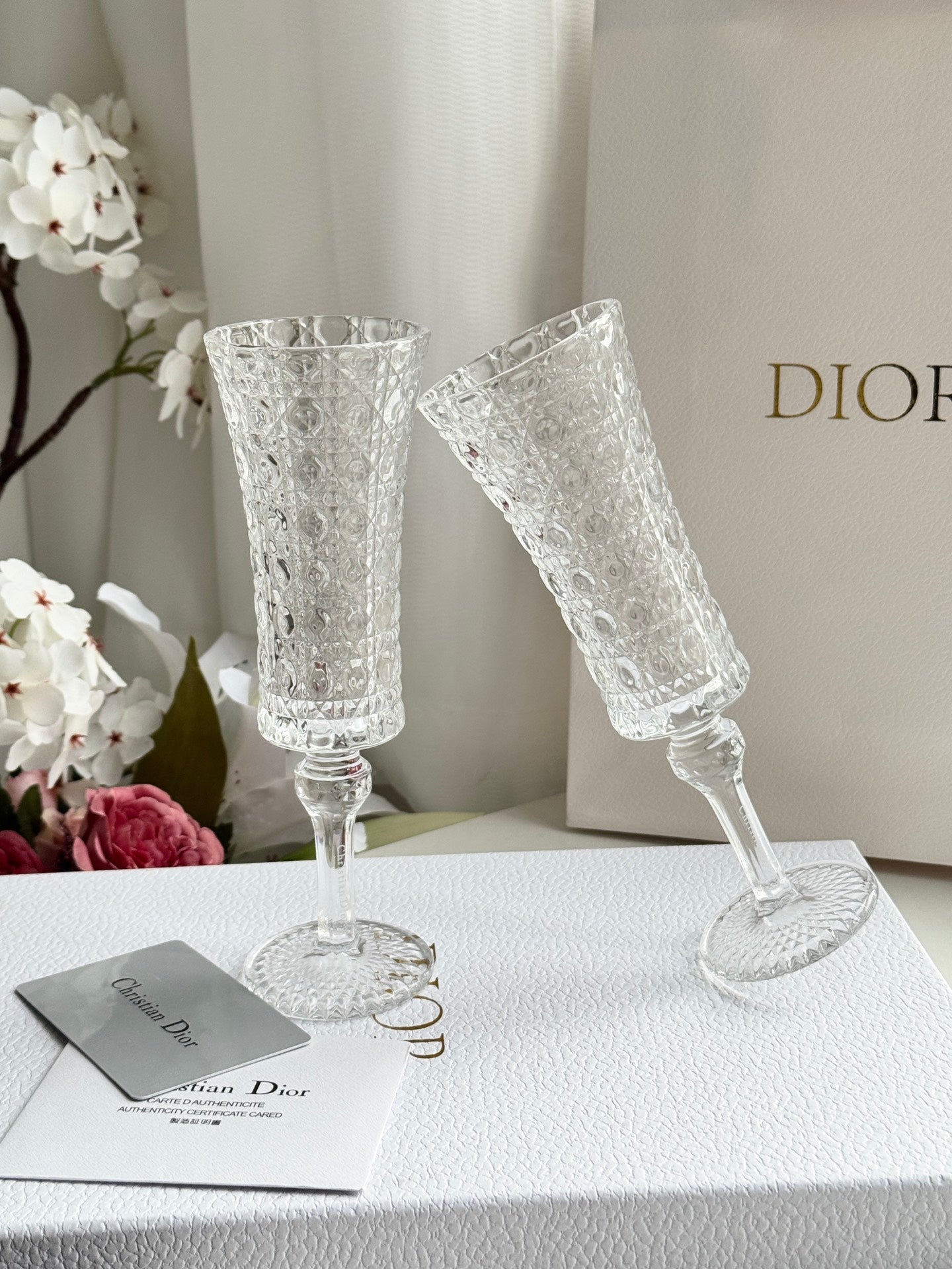 CHRISTIAN CHAMPAGNE GLASS SET