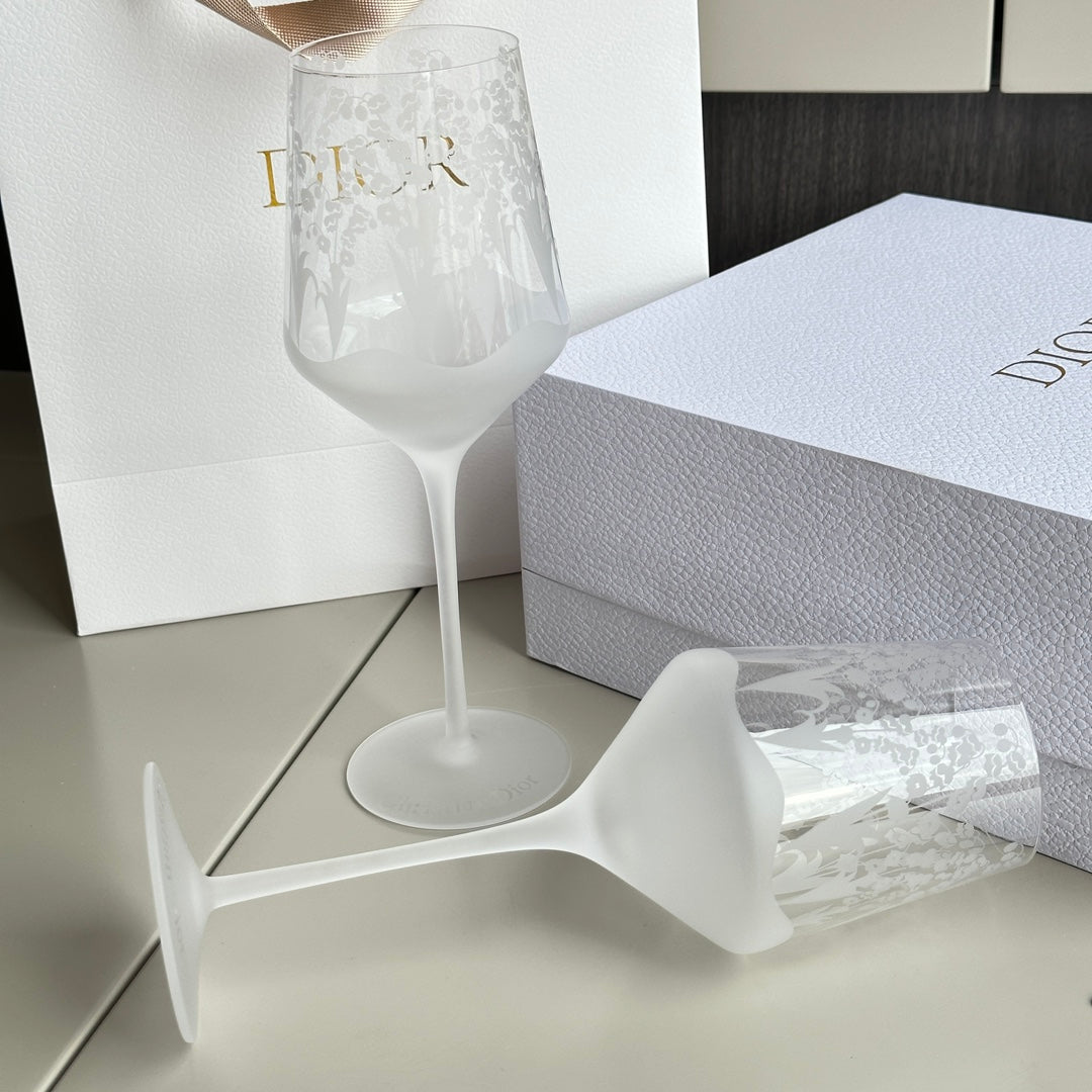 CHRISTIAN WINE GLASS SET