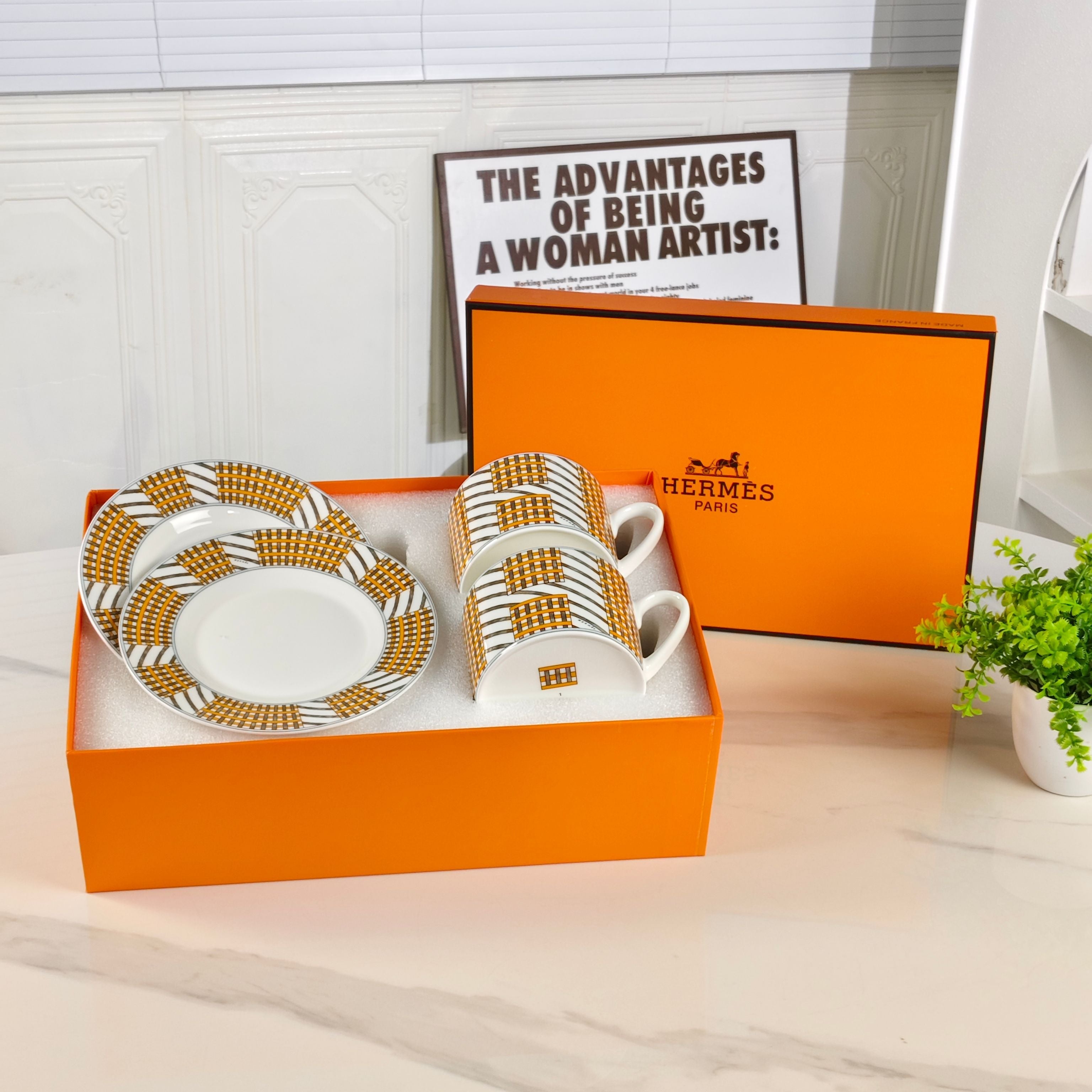 HERMES TEA CUP SET