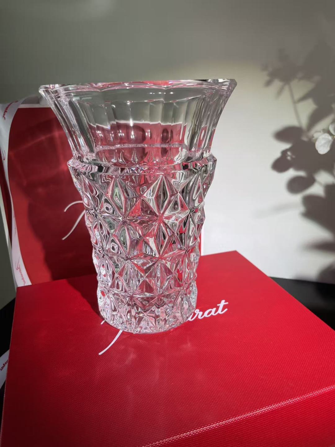 BACCARAT CRYSTAL FLOWER VASE