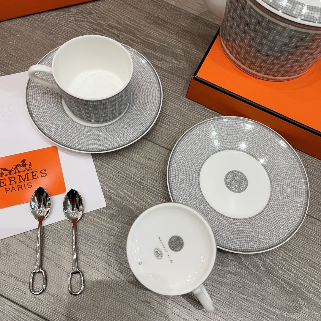 HERMES TEA POT SET