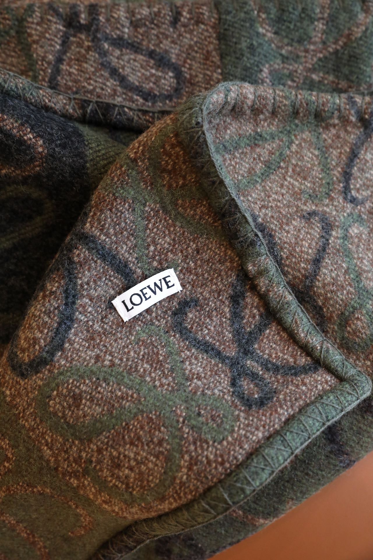 LOEWE WOOL THROW BLANKET 1.0