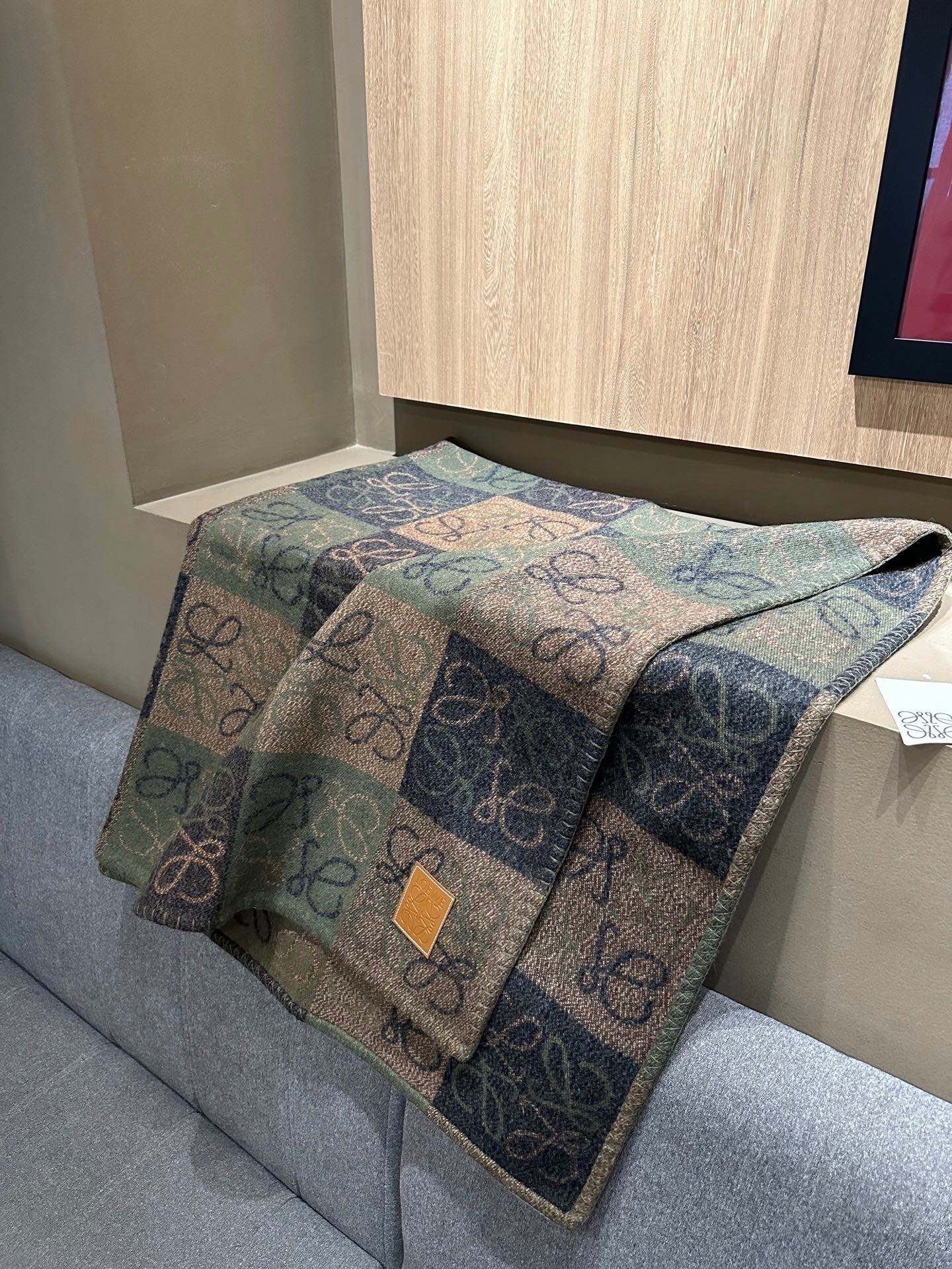 LOEWE WOOL THROW BLANKET 1.0