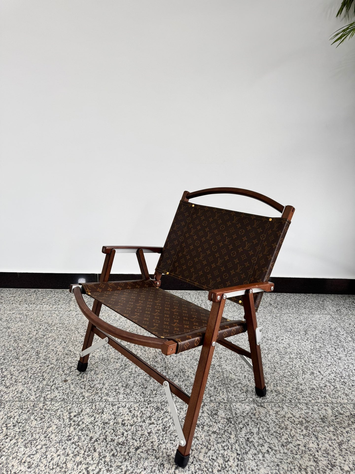 CUSTOM LV FOLDING CHAIR 2.0