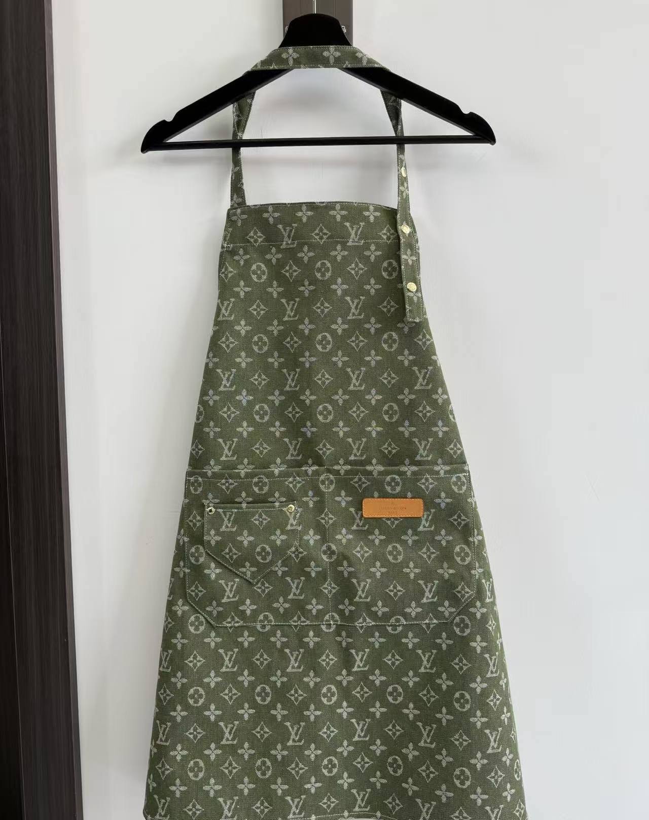 CUSTOM LV DENIM APRON