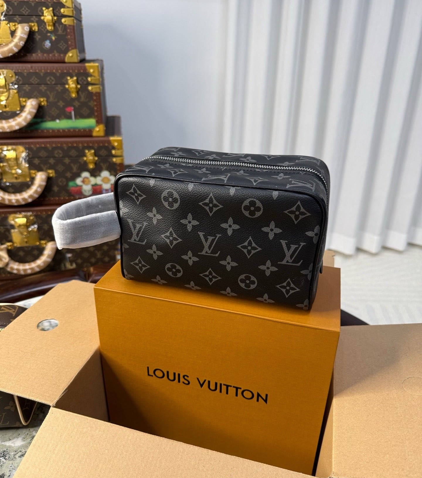CUSTOM LV VANITY POUCH (BLACK)
