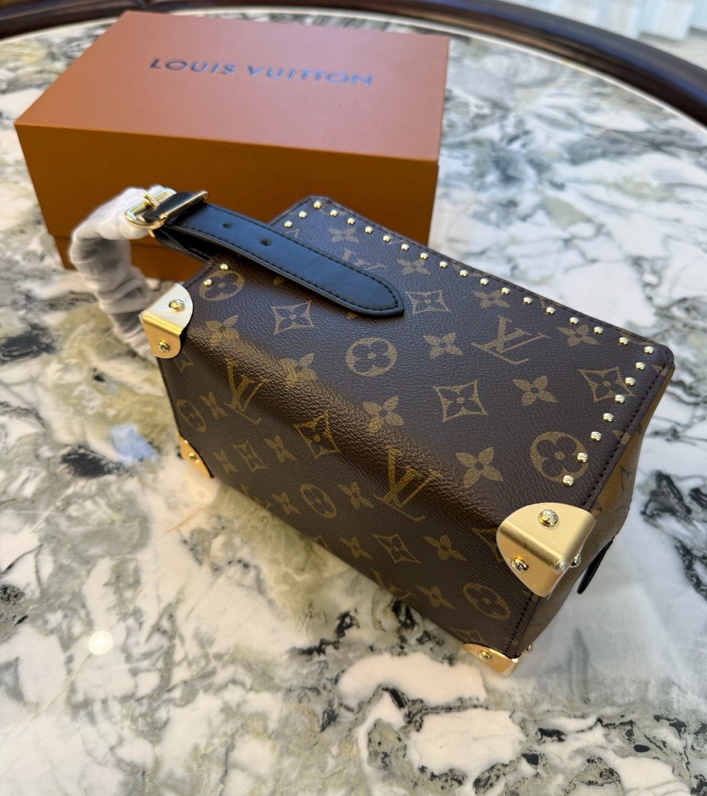 CUSTOM LV VANITY CASE