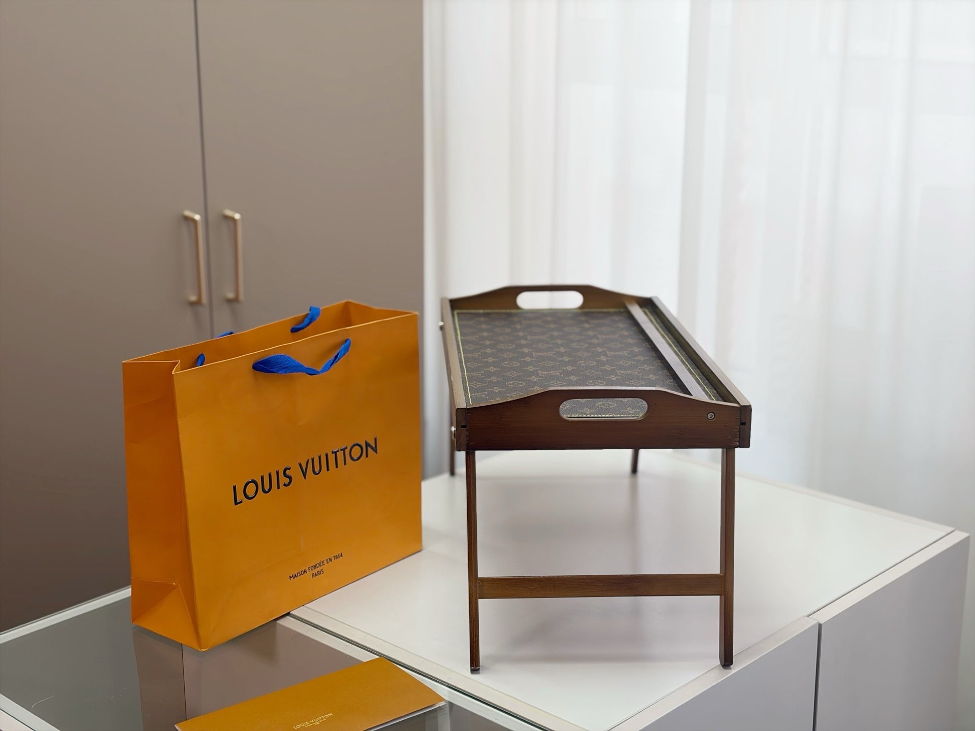 CUSTOM LV PICNIC TRAY TABLE 2.0
