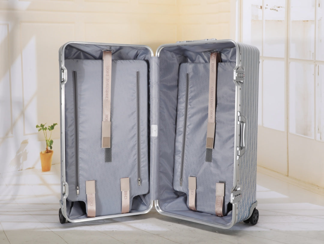 CHRISTIAN XL CHECK IN 100L TRUNK