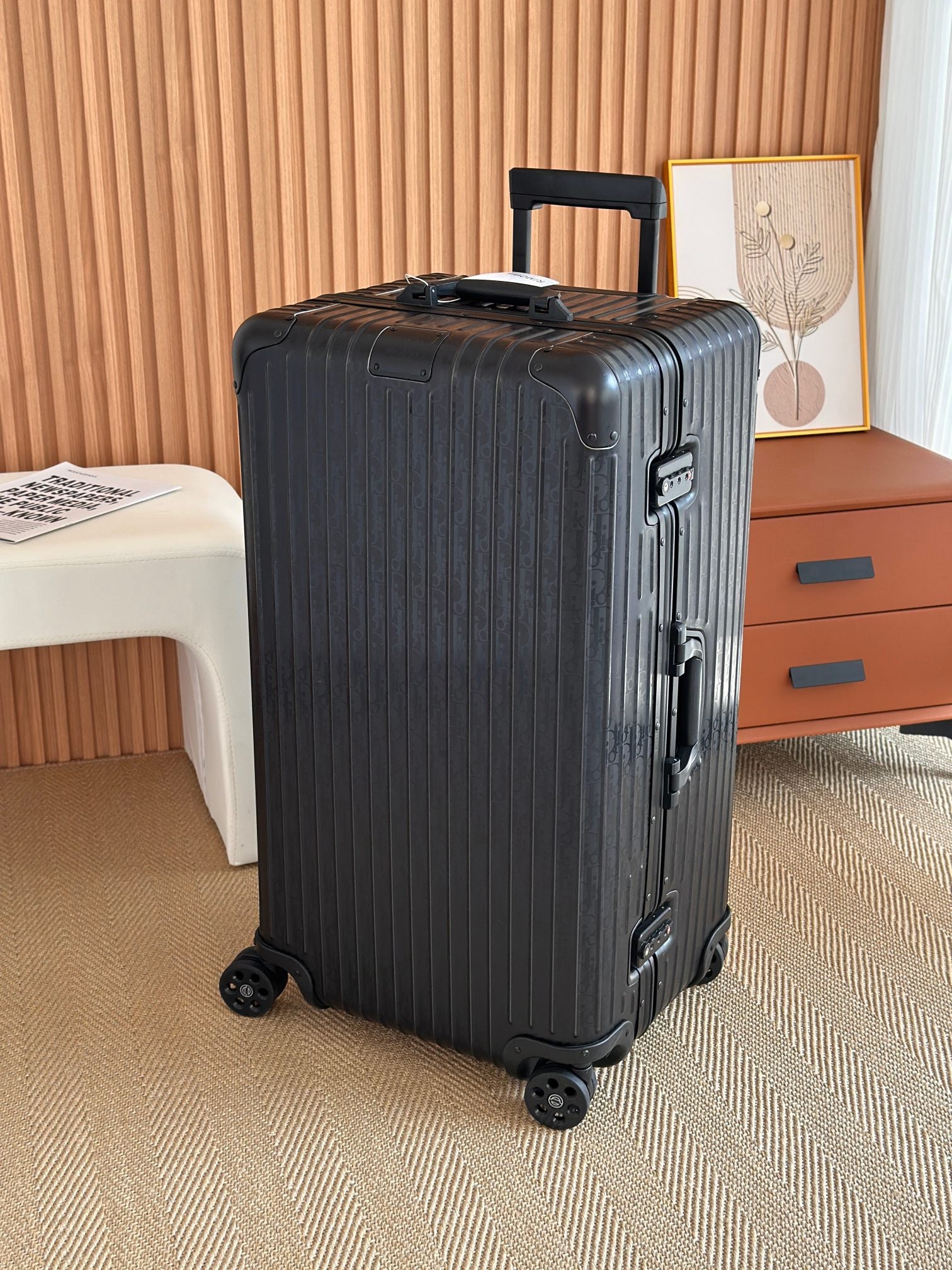 CHRISTIAN XL CHECK IN 100L TRUNK