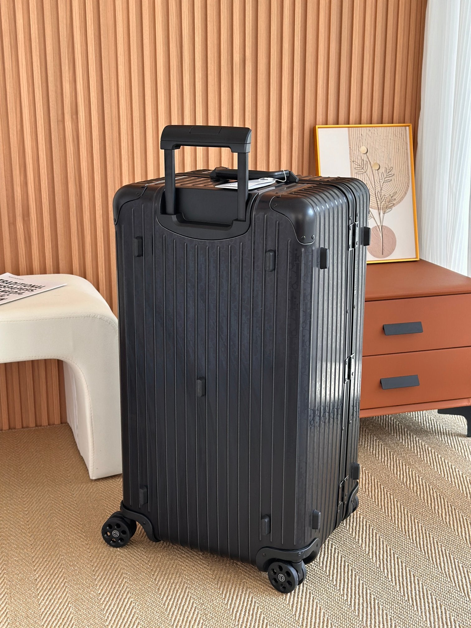 CHRISTIAN XL CHECK IN 100L TRUNK