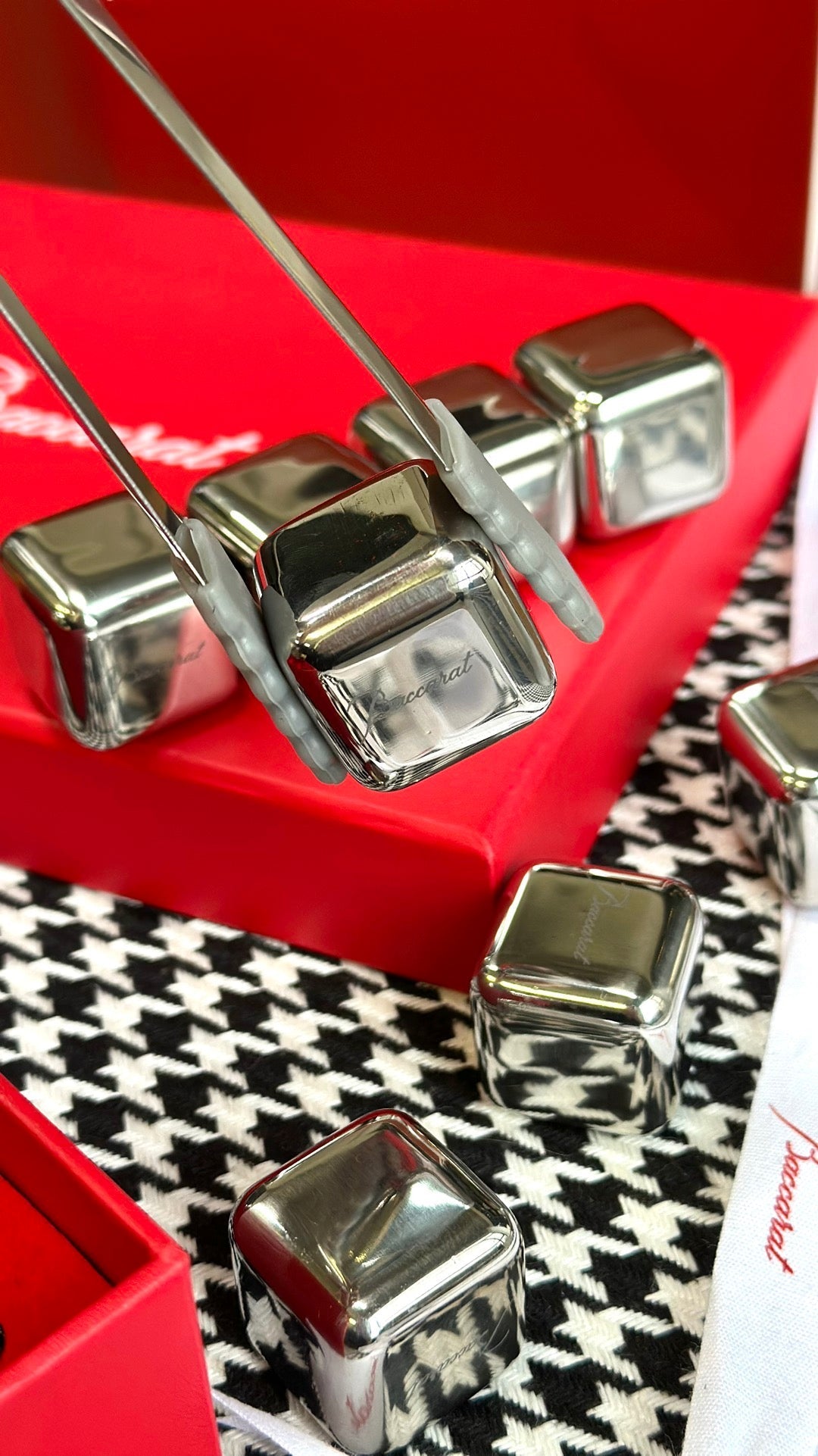 BACCARAT METAL ICE CUBES