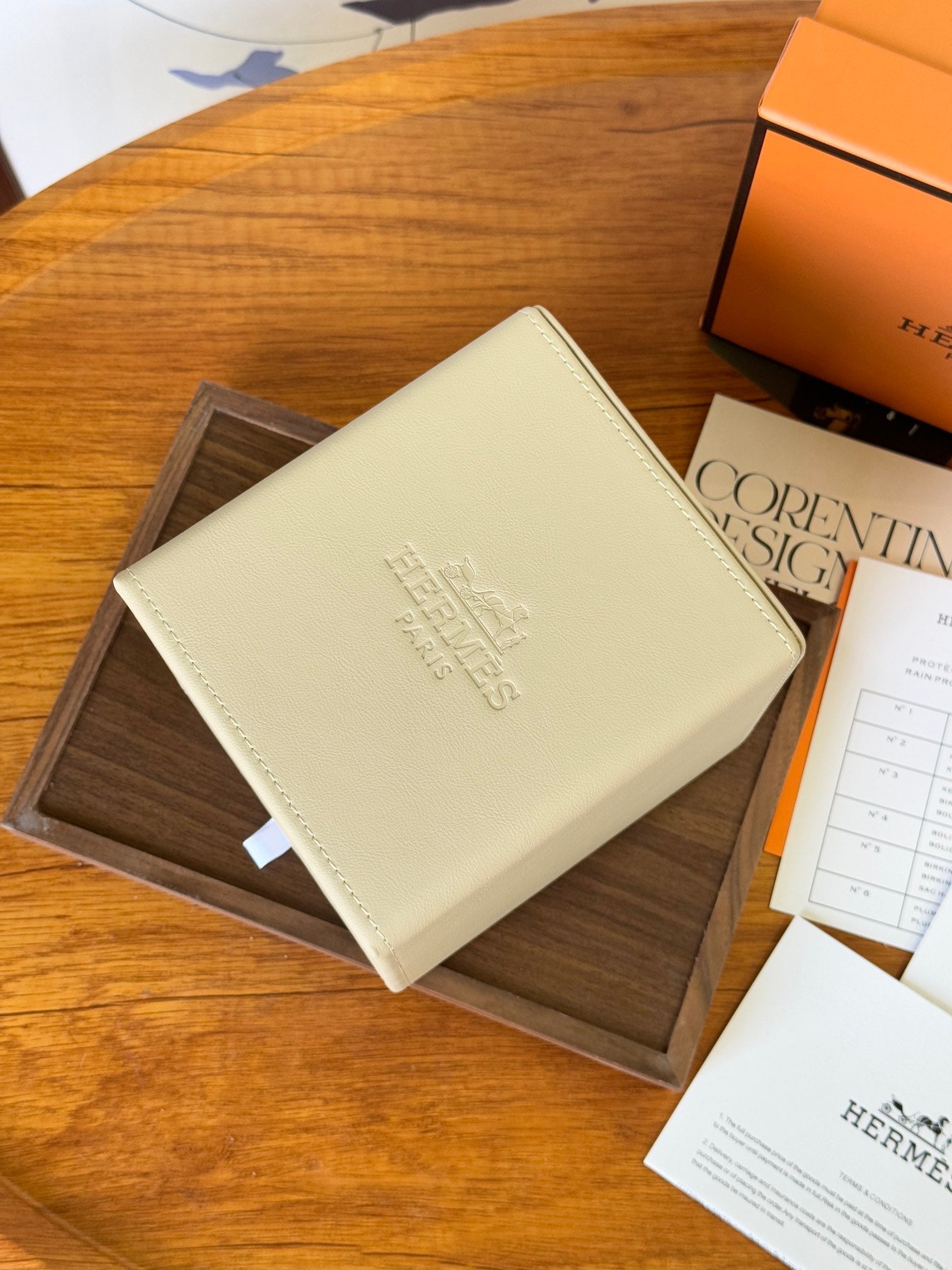 HERMES SQUARE TISSUE BOX COVER