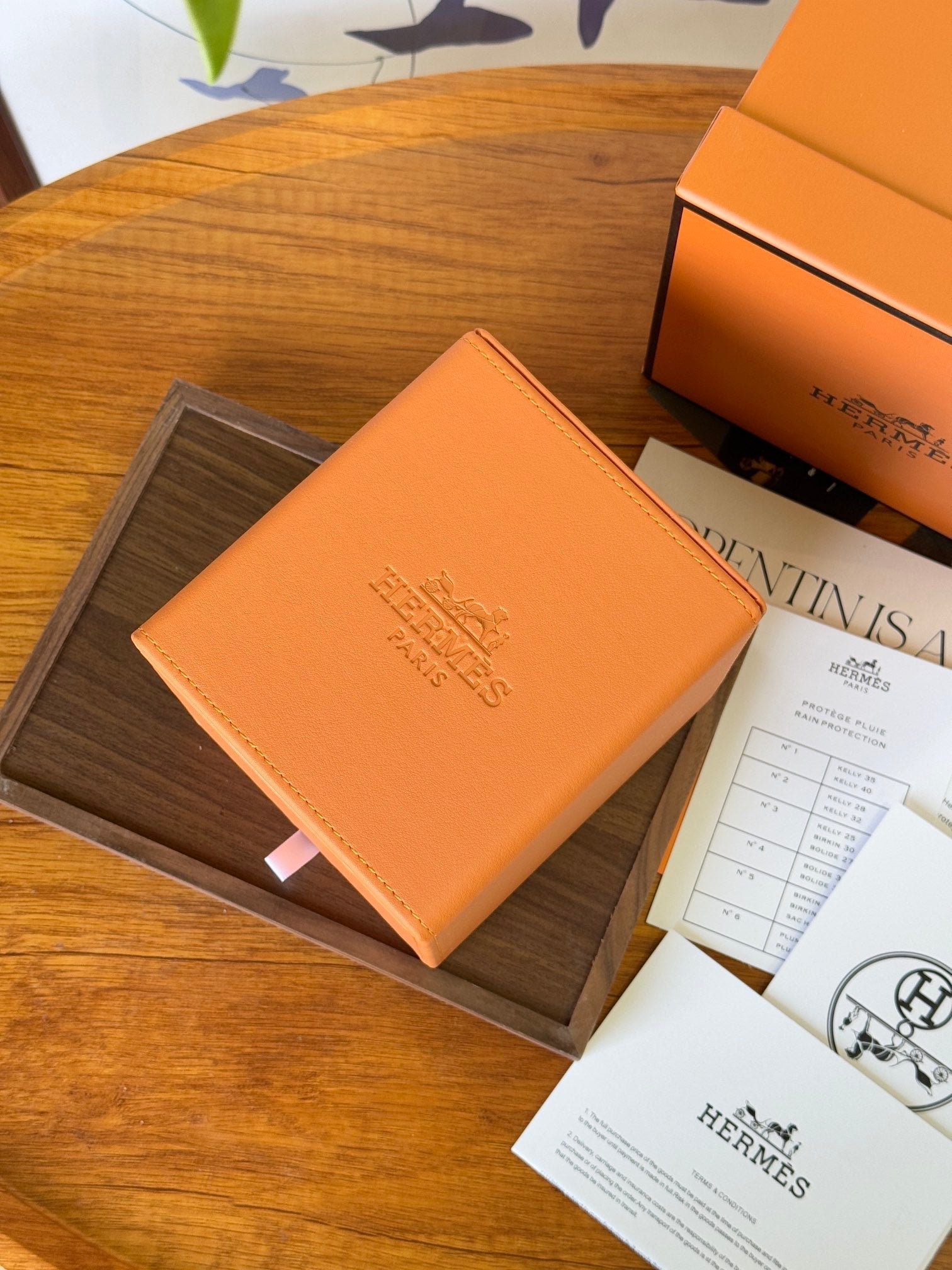 HERMES SQUARE TISSUE BOX COVER