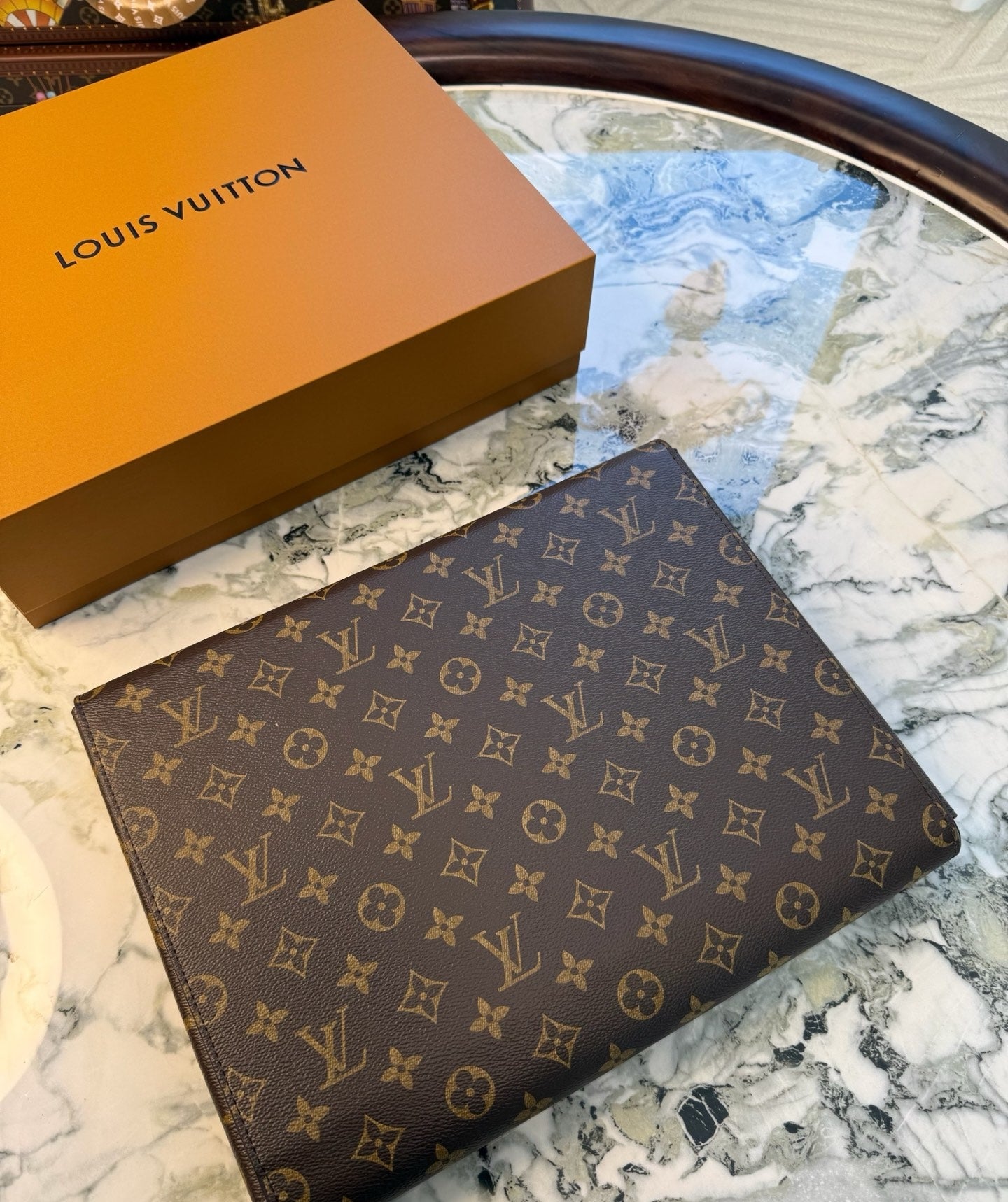 CUSTOM LV OFFICE CLUTCH