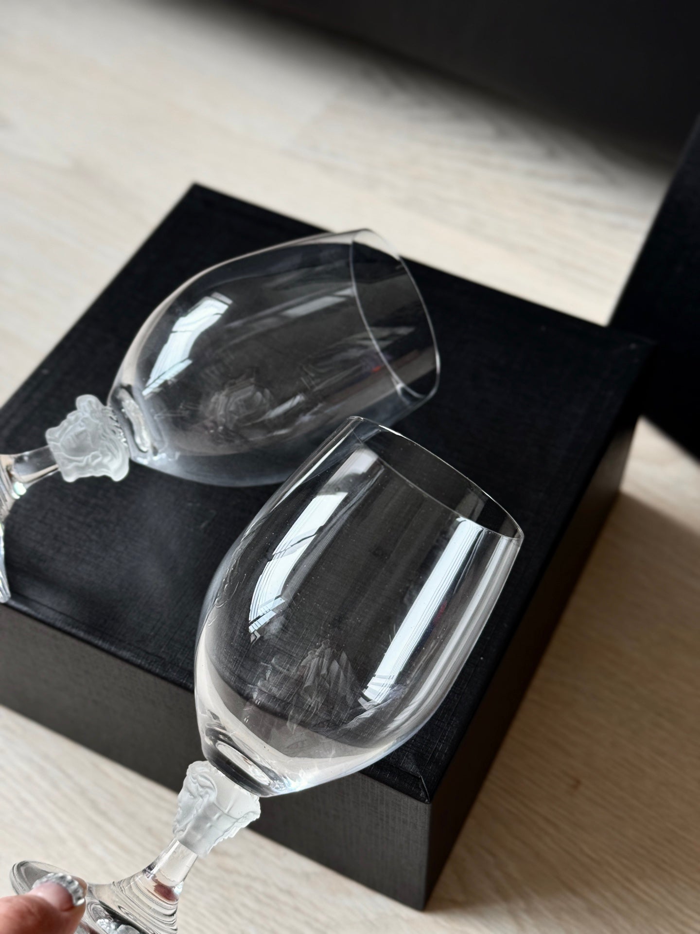 VERSACE WINE GLASS SET
