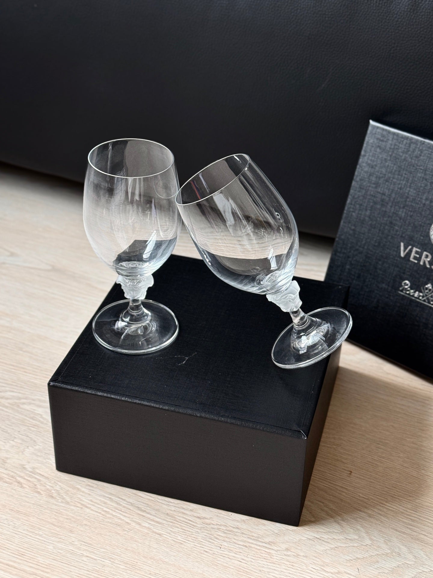 VERSACE WINE GLASS SET
