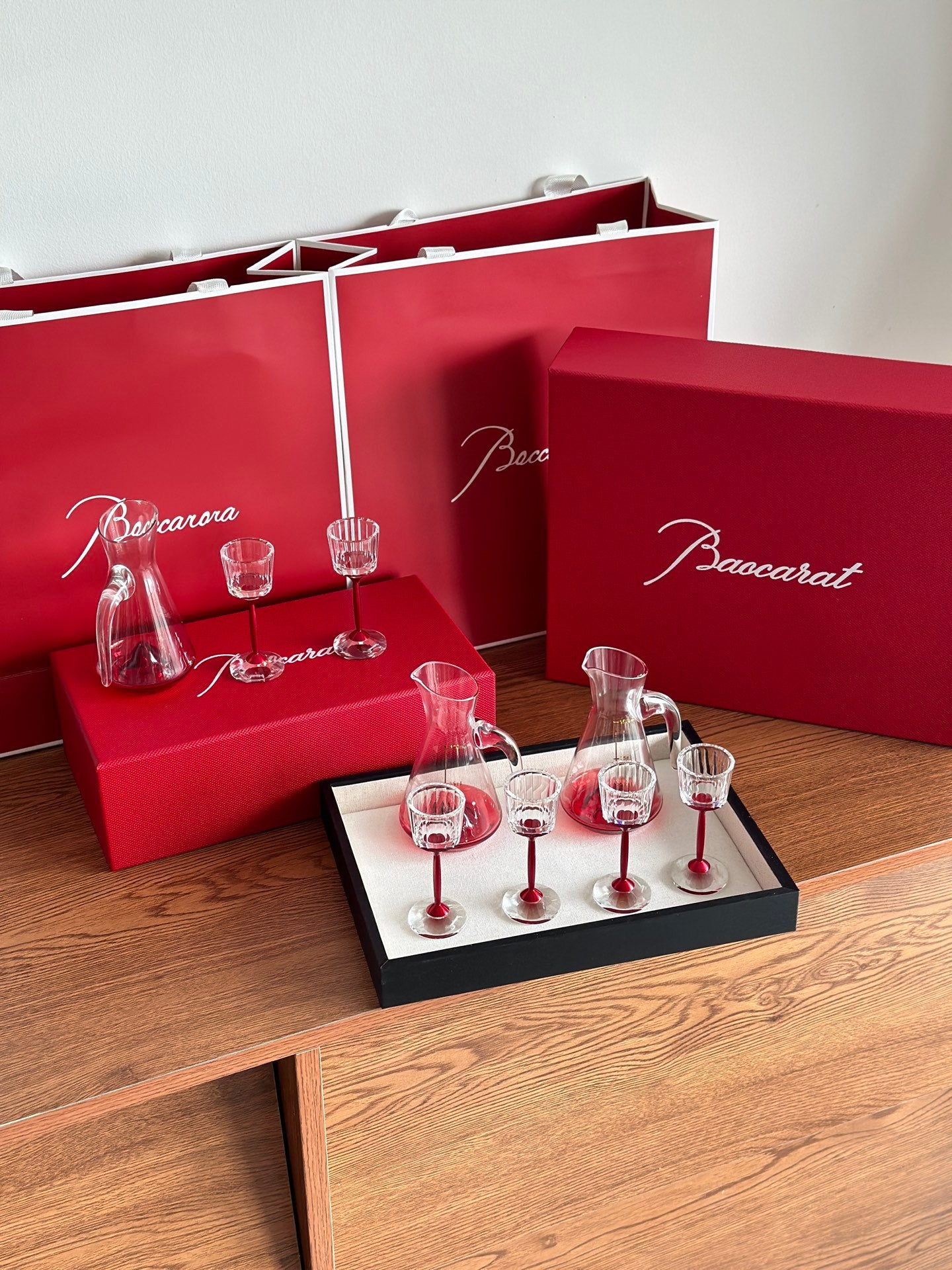 BACCARAT WINE GLASS SET