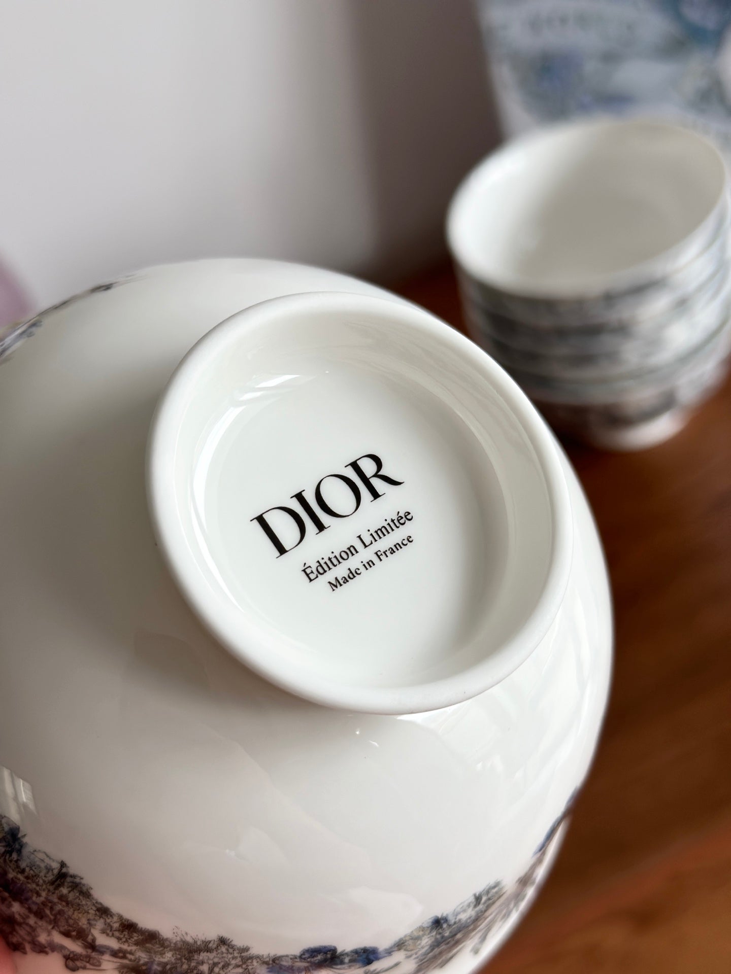 CUSTOM DIOR DINING TABLEWARE SET