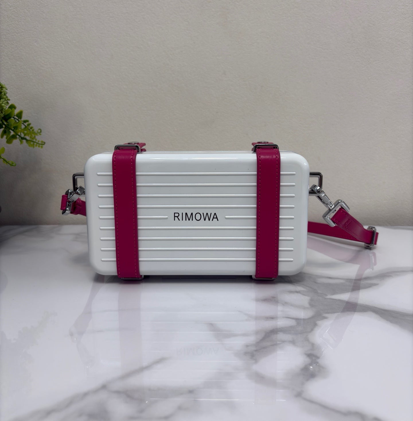 CHRISTIAN CROSS-BODY CLUTCH (PINK)