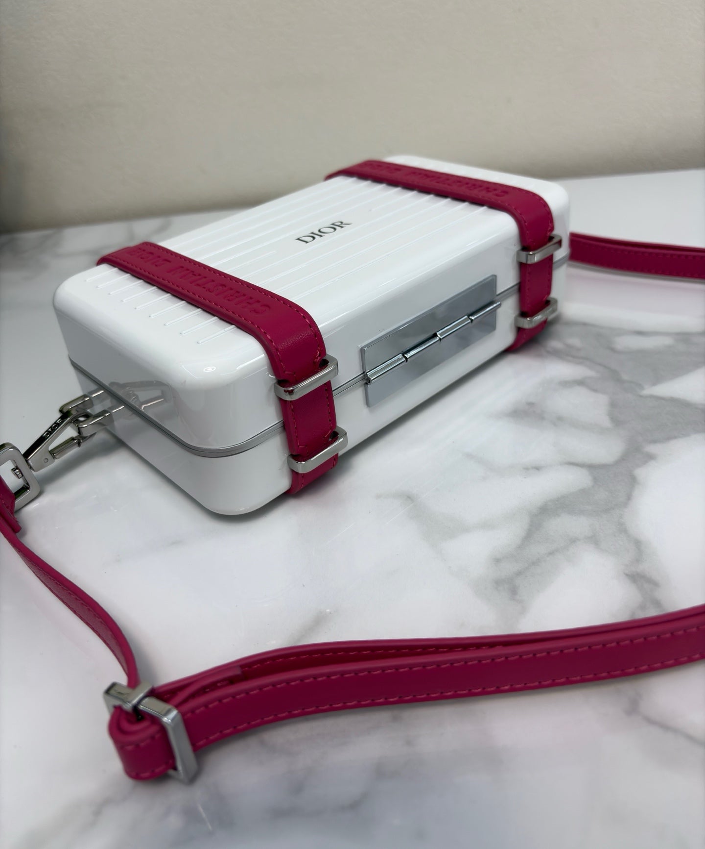CHRISTIAN CROSS-BODY CLUTCH (PINK)