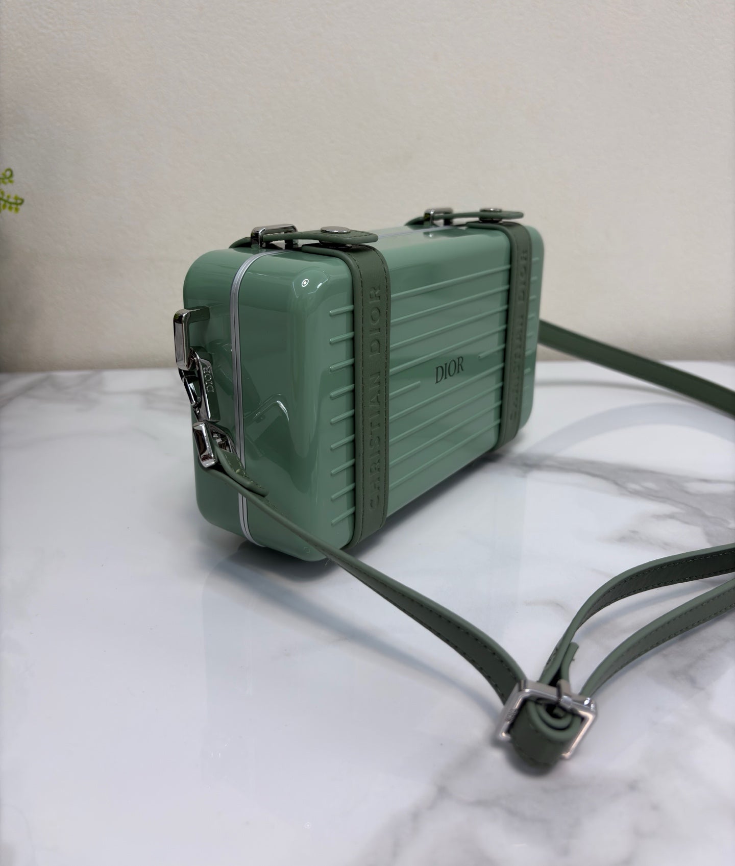 CHRISTIAN CROSS-BODY CLUTCH (GREEN 2.0)