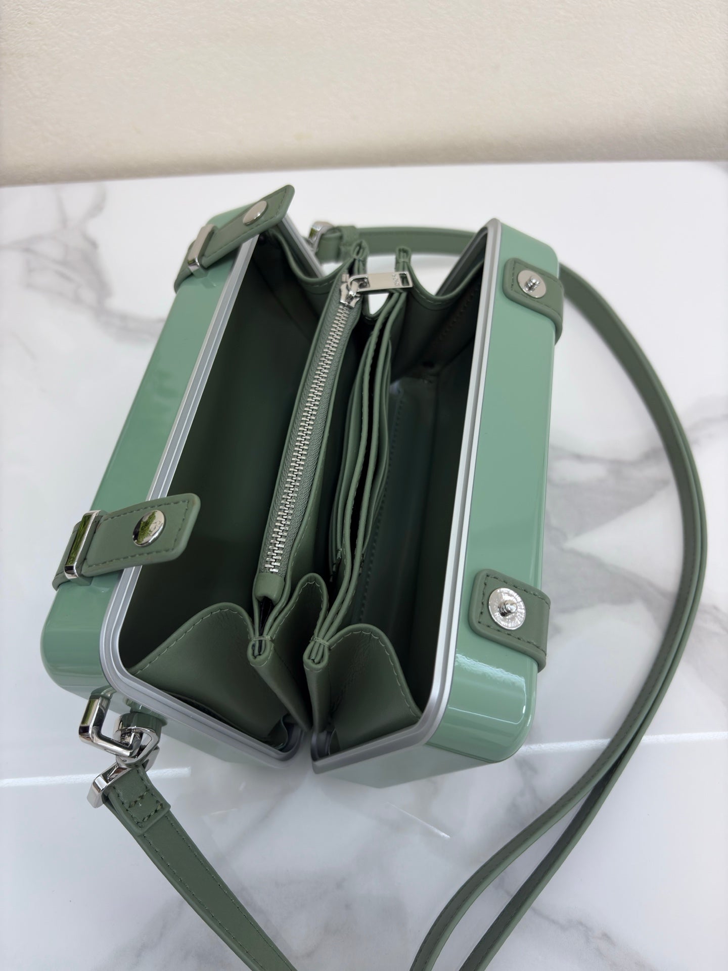 CHRISTIAN CROSS-BODY CLUTCH (GREEN 2.0)