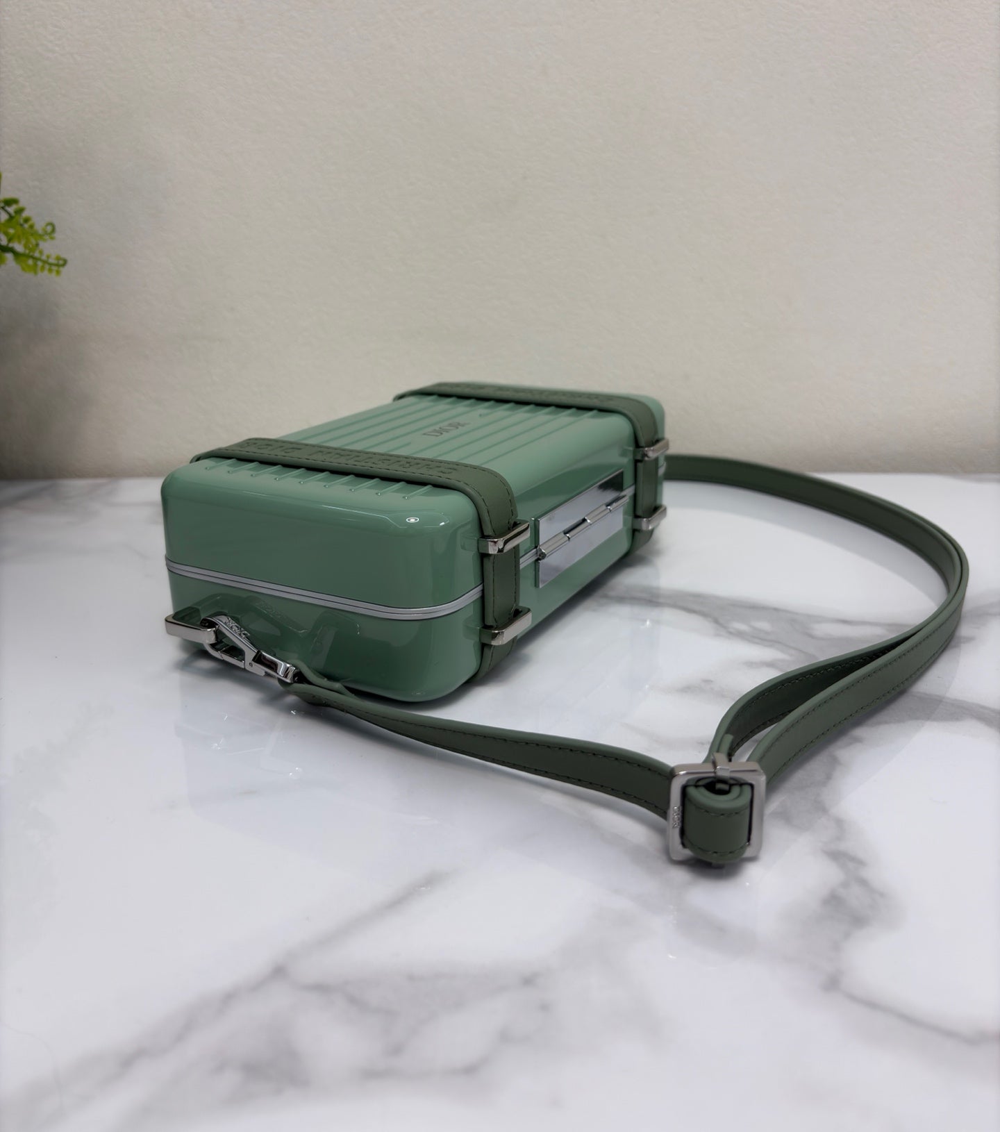 CHRISTIAN CROSS-BODY CLUTCH (GREEN 2.0)