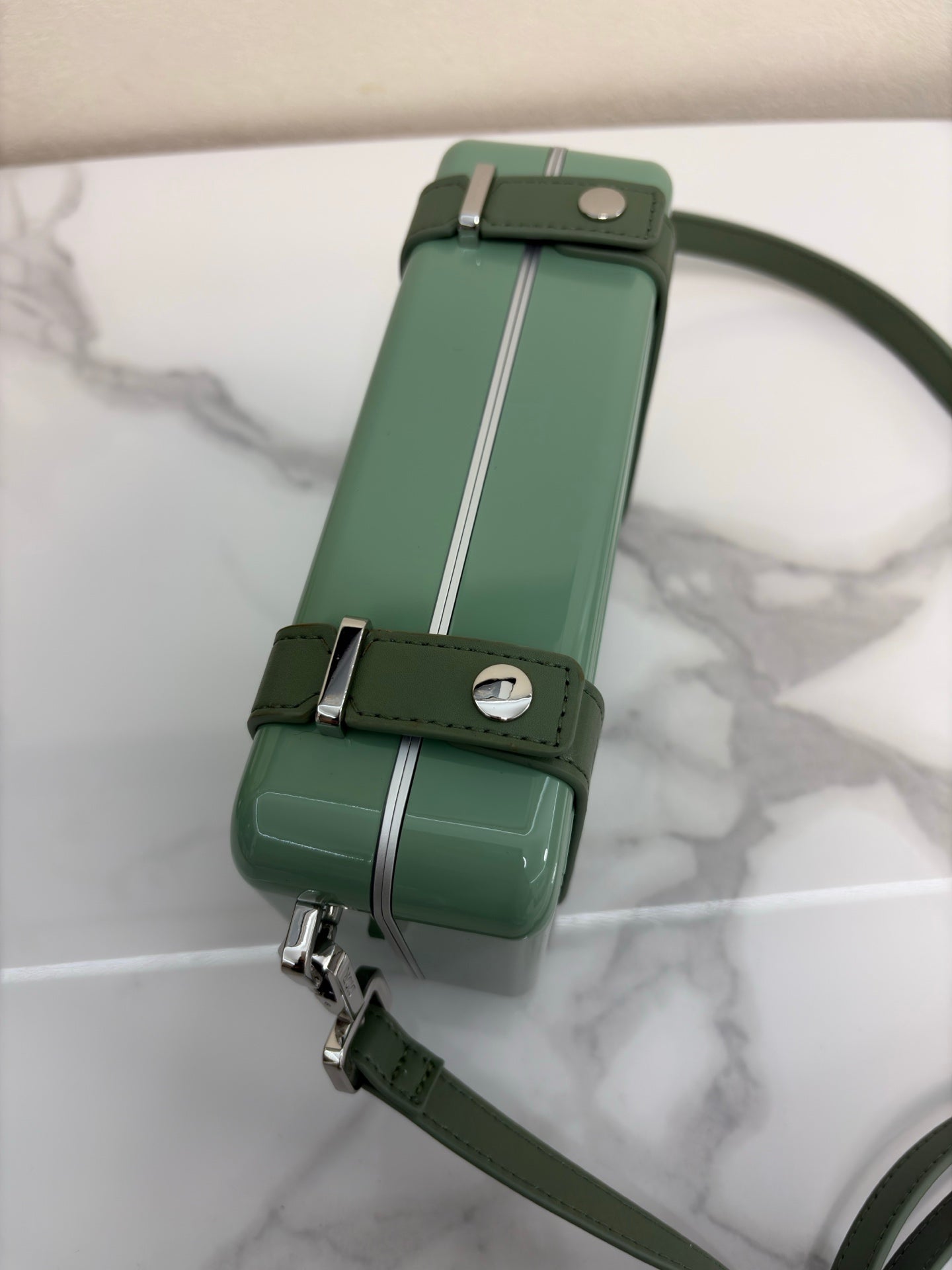 CHRISTIAN CROSS-BODY CLUTCH (GREEN 2.0)