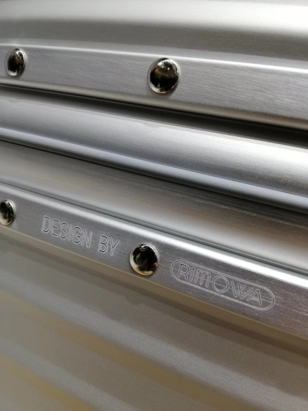 RIMOWA SILVER VANITY CASE