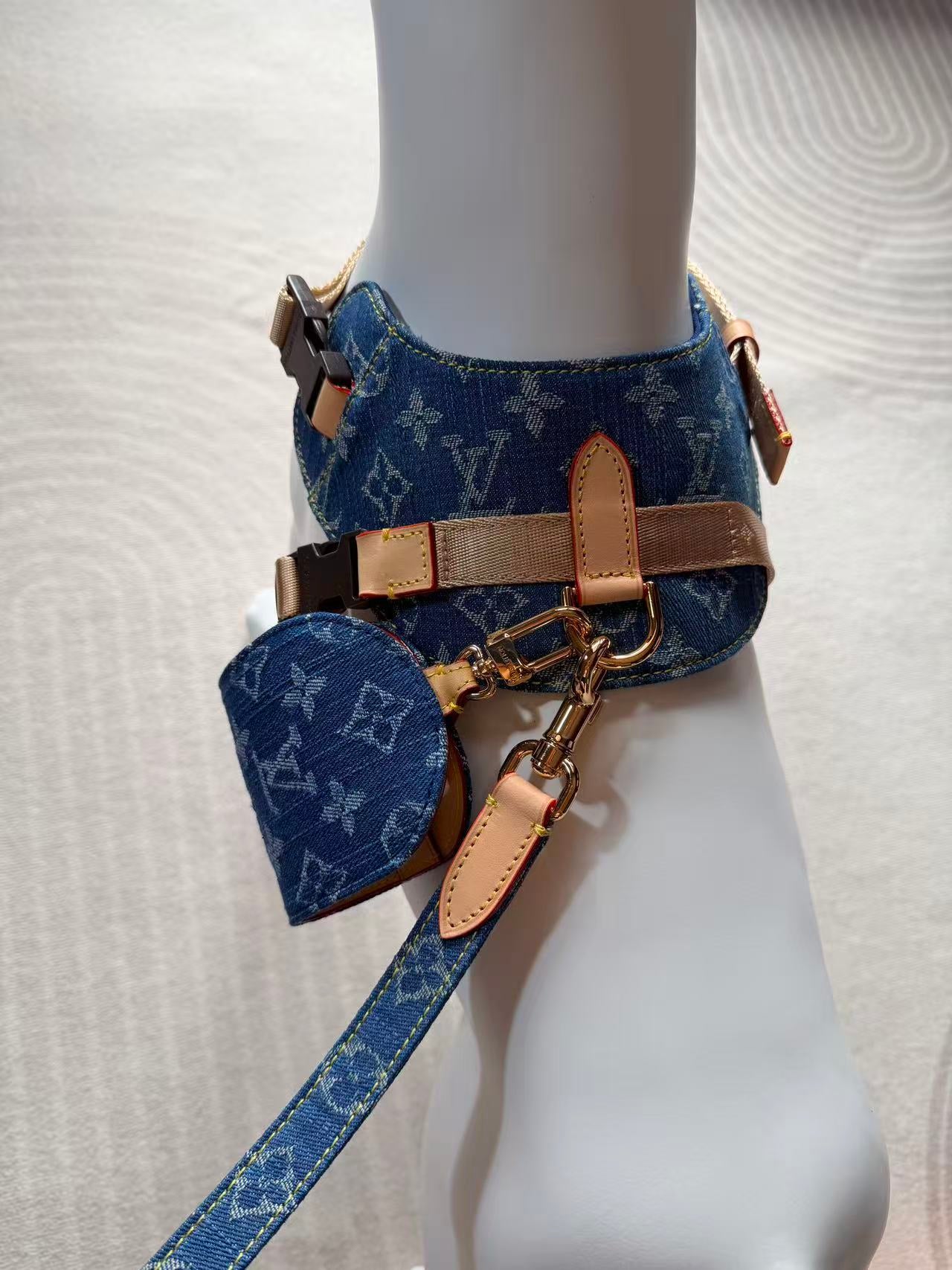 LV DOG HARNESS AND LEASH (BLUE DENIM)