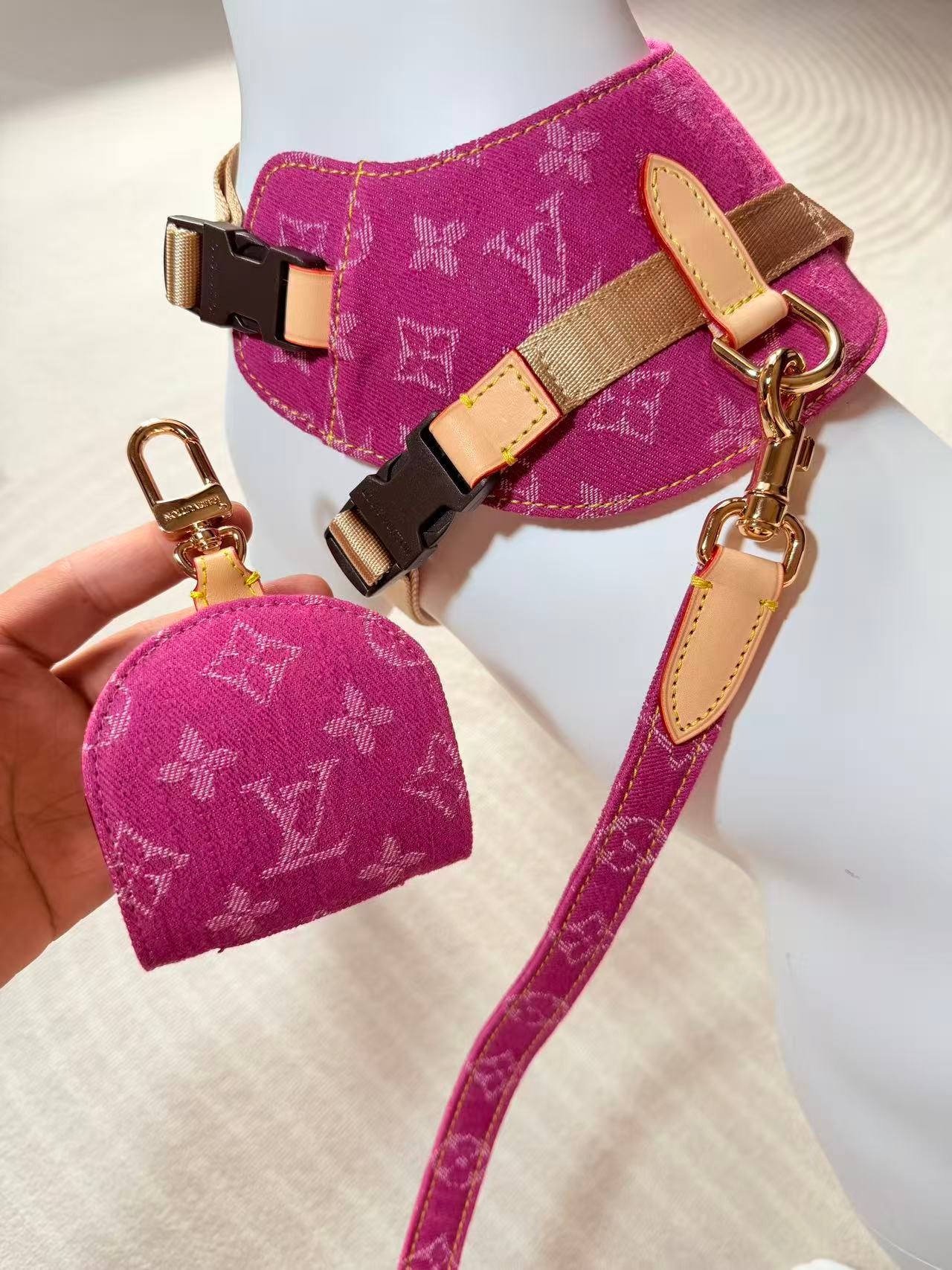 LV DOG HARNESS AND LEASH (PINK DENIM)