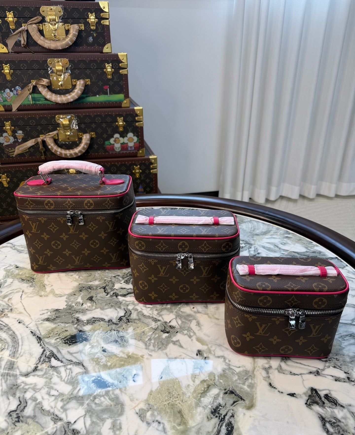 CUSTOM LV MAKE UP VANITY BAG (PINK)
