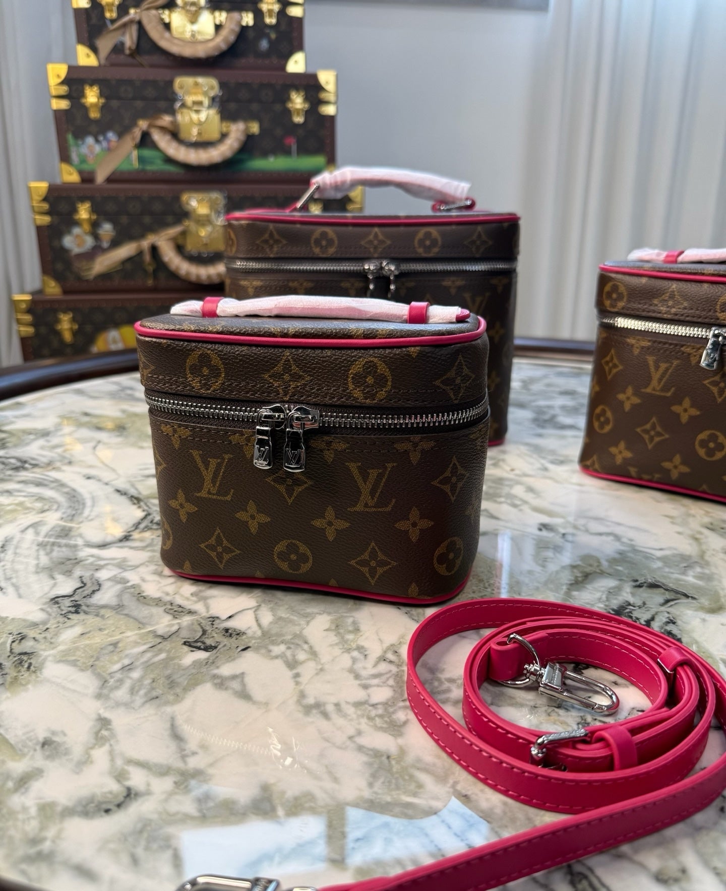 CUSTOM LV MAKE UP VANITY BAG (PINK)