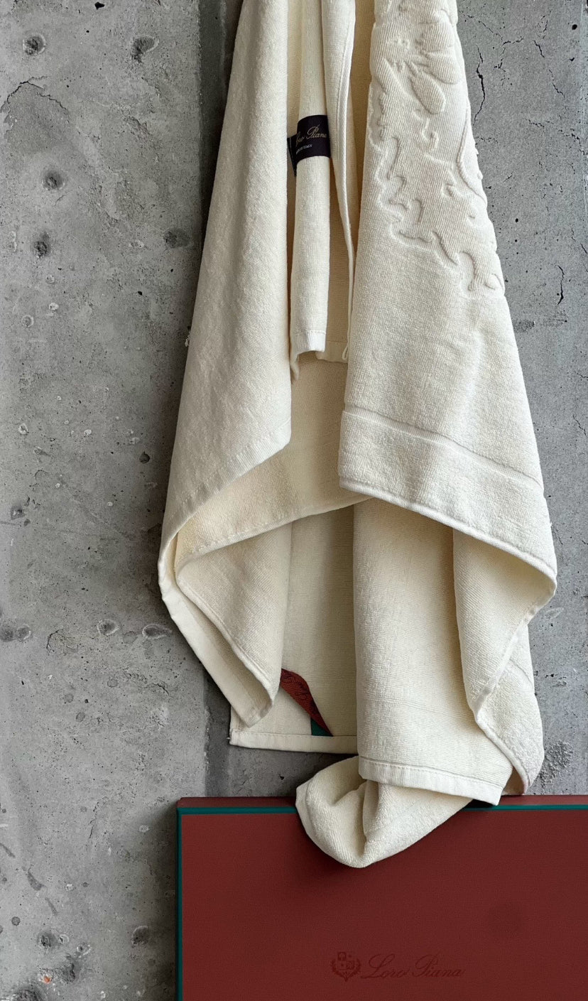 LORO PIANA BATH TOWELS