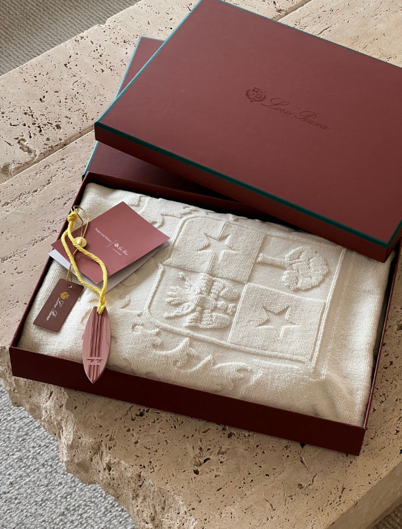LORO PIANA BATH TOWELS