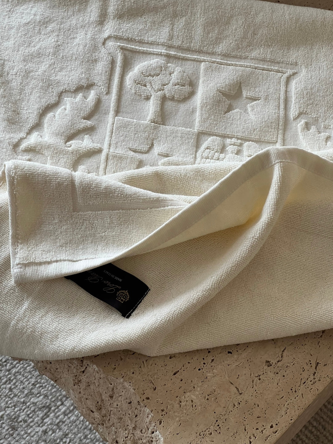 LORO PIANA BATH TOWELS
